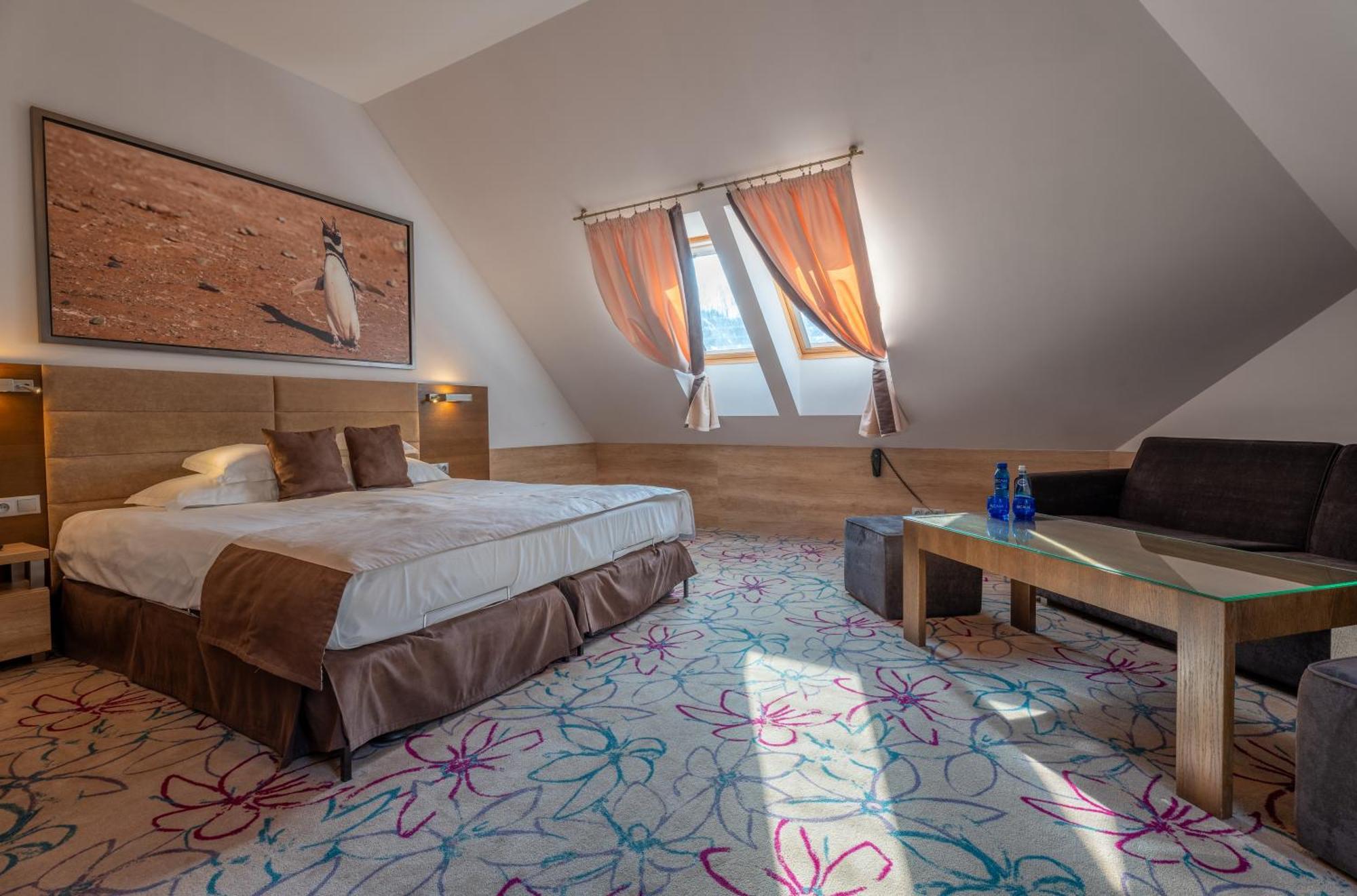 Hotel & Spa Czarny Gron Rzyki Dış mekan fotoğraf