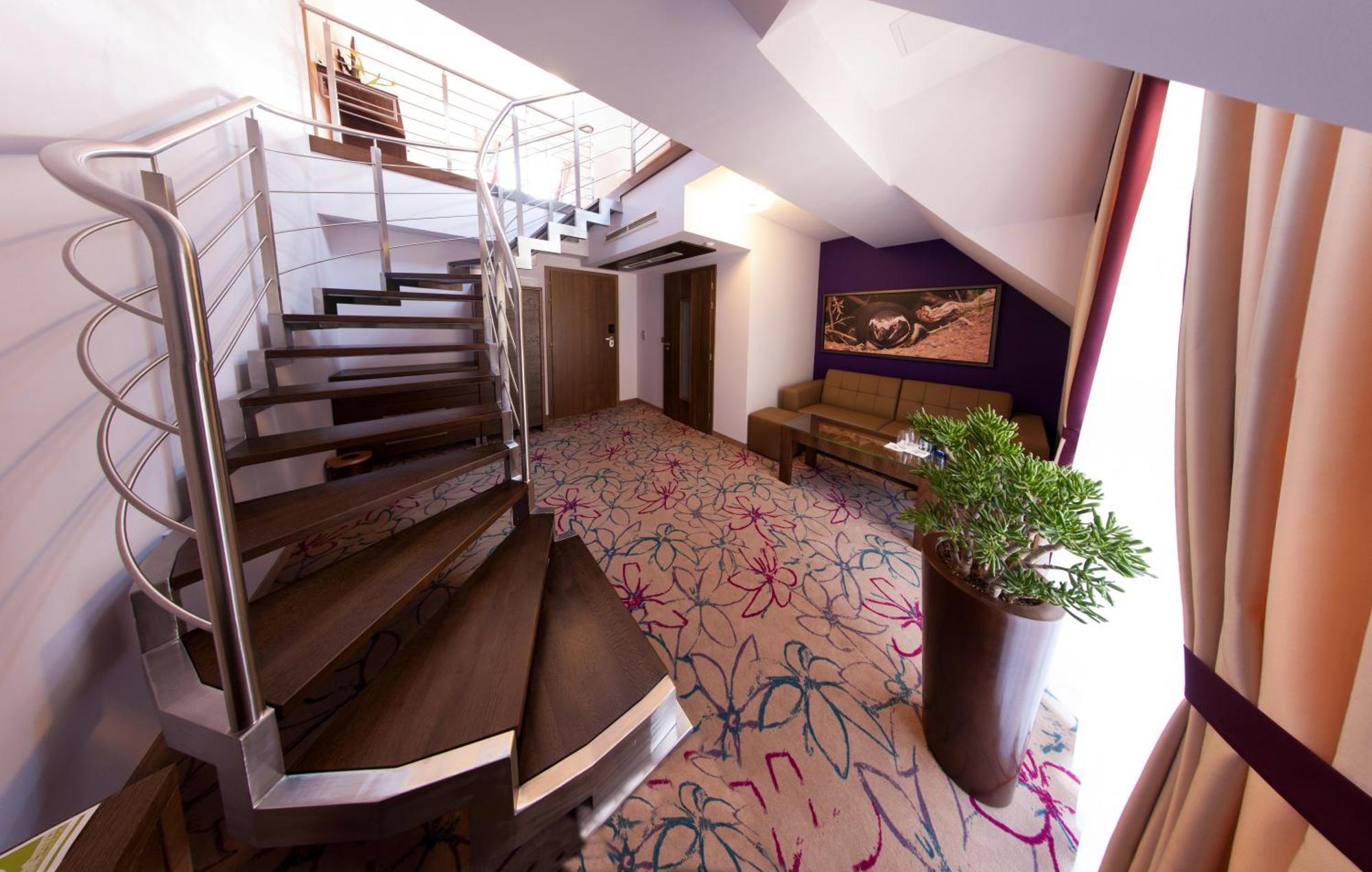 Hotel & Spa Czarny Gron Rzyki Oda fotoğraf