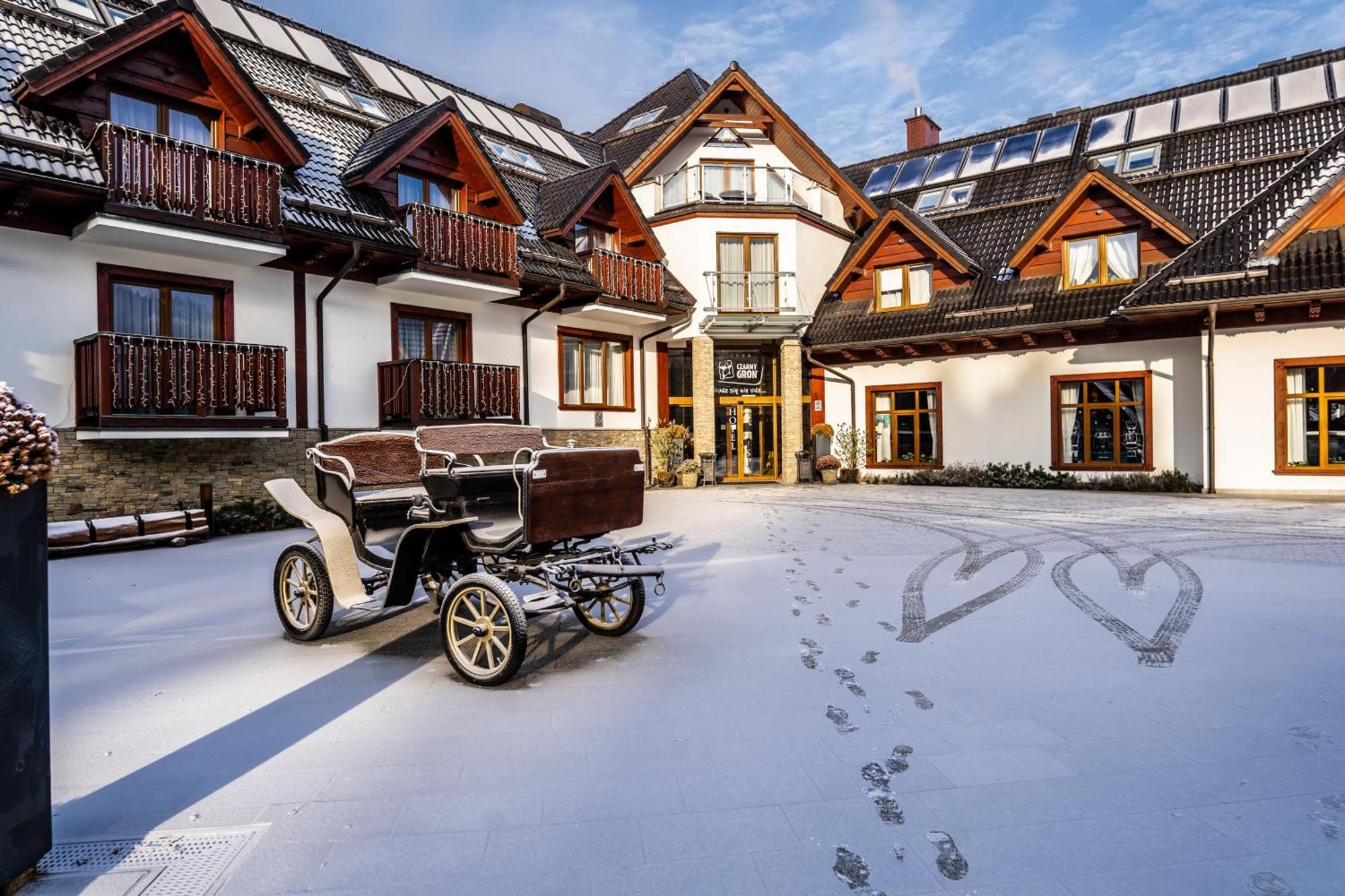 Hotel & Spa Czarny Gron Rzyki Dış mekan fotoğraf