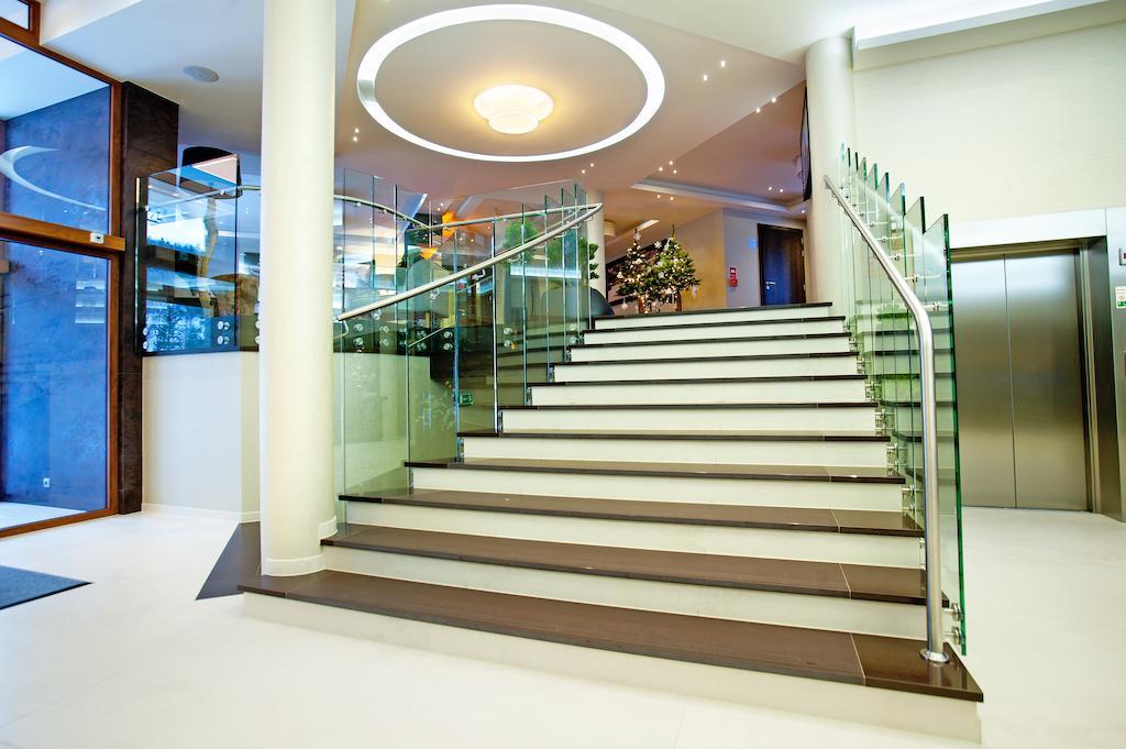 Hotel & Spa Czarny Gron Rzyki Dış mekan fotoğraf